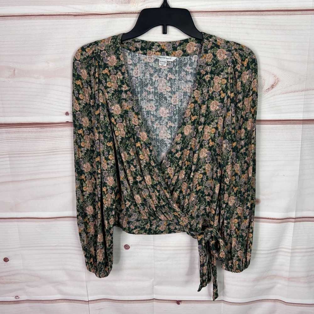 American Eagle Top Women XS Green Floral Crop Blouse Faux Wrap Long Sleeve Woven